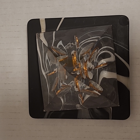 Orgonite Pyramid with Pennies - Picture 11 of 16